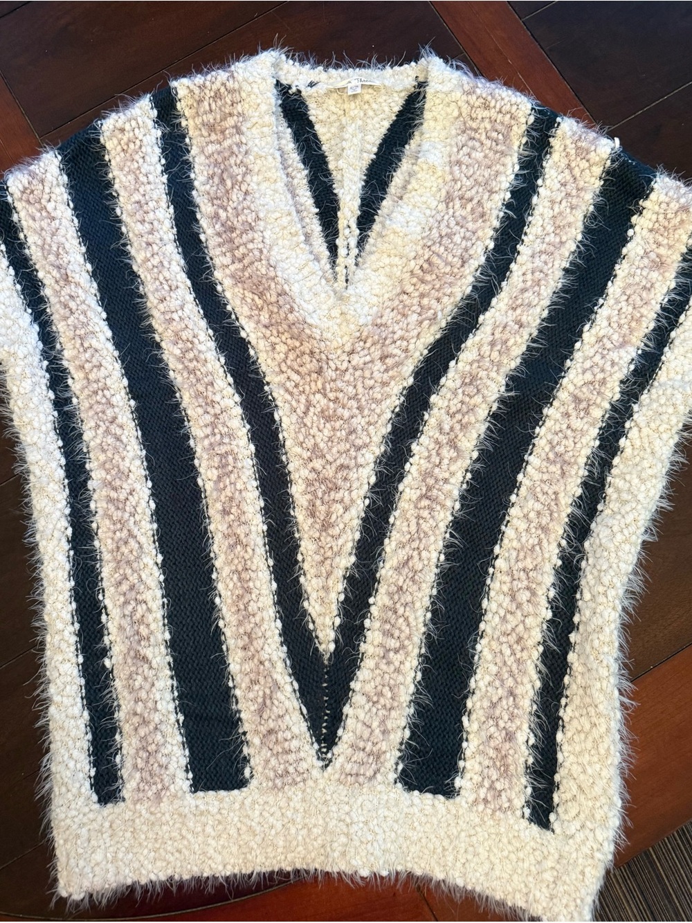 Hem & Thread Cream, Mystree  chevron mohair-Like Short Sleeve Dusty Pink, & gray